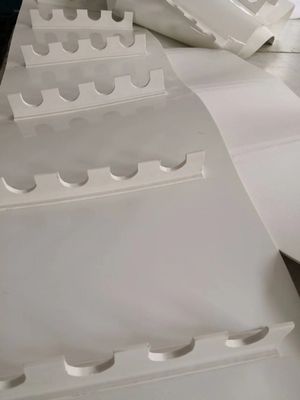 İletken Olmayan Pvc Konveyör Bant Benzinli Pürüzsüz Parlak 2ply 3ply